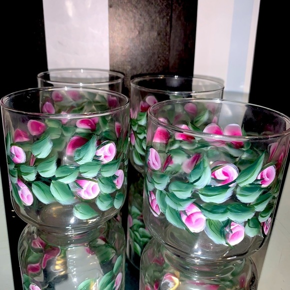 Set of 4 Hand Painted Vintage Juice Glasses 4 oz Cottage Core Boho Cute Cups - Picture 1 of 6